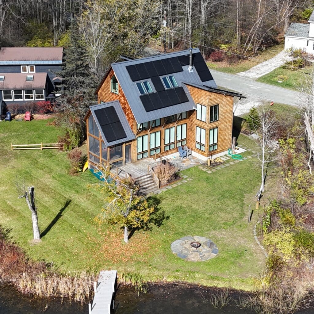 Valley Solar hero background